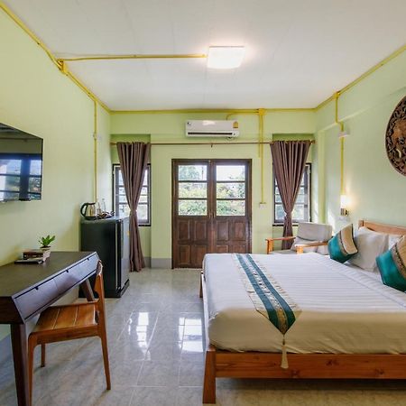 Mesa Guesthouse Chiang Mai Extérieur photo