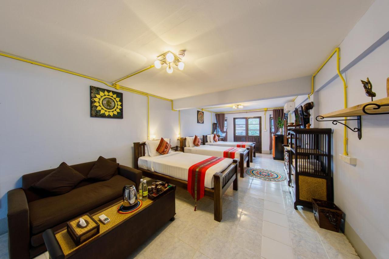 Mesa Guesthouse Chiang Mai Extérieur photo