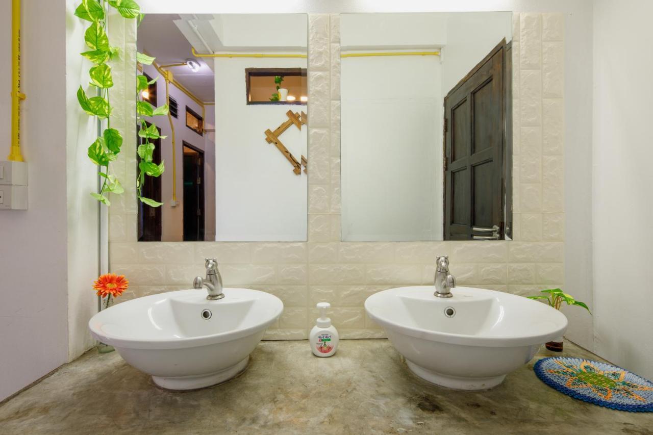 Mesa Guesthouse Chiang Mai Extérieur photo