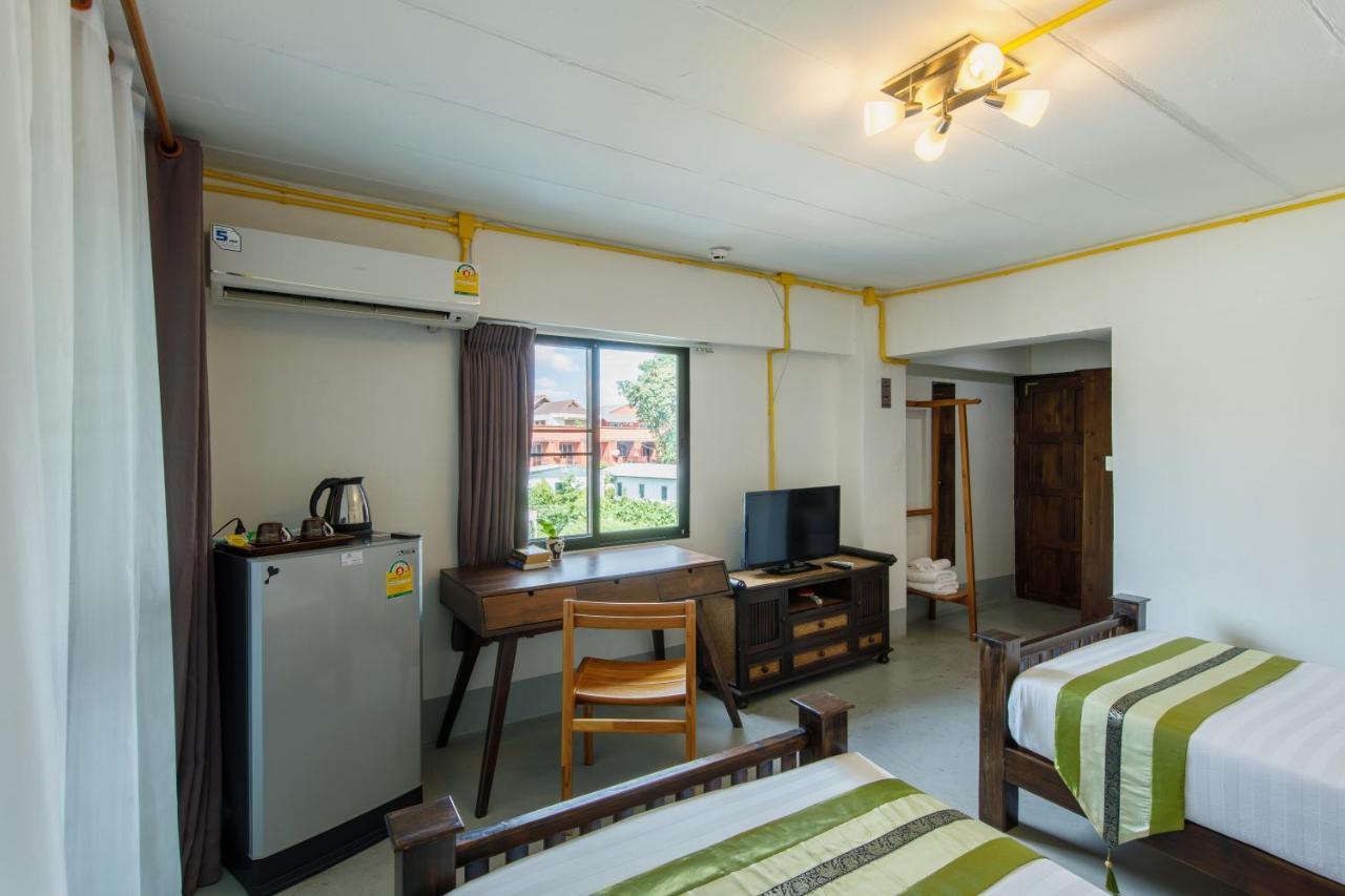 Mesa Guesthouse Chiang Mai Extérieur photo