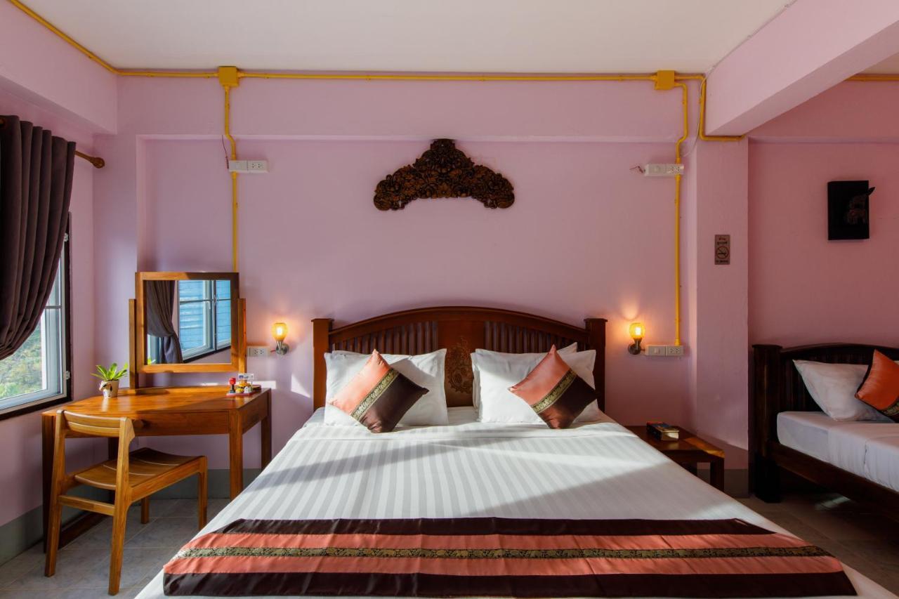 Mesa Guesthouse Chiang Mai Extérieur photo