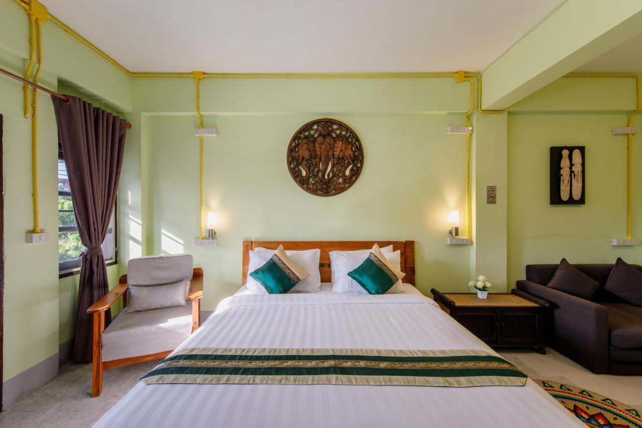 Mesa Guesthouse Chiang Mai Extérieur photo